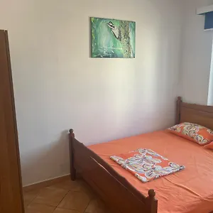 Domus Aurea Aparthotel